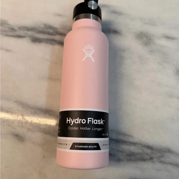 Hydro Flask 21 ounce Light Pink Bottle - Picture 4 of 8